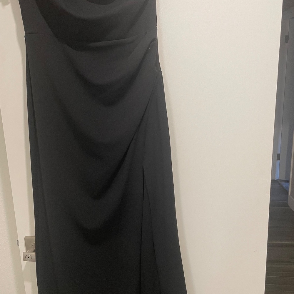 Beyond Elegant Black 3D Floral One-Shoulder Maxi Dress Size M - Picture 13 of 14